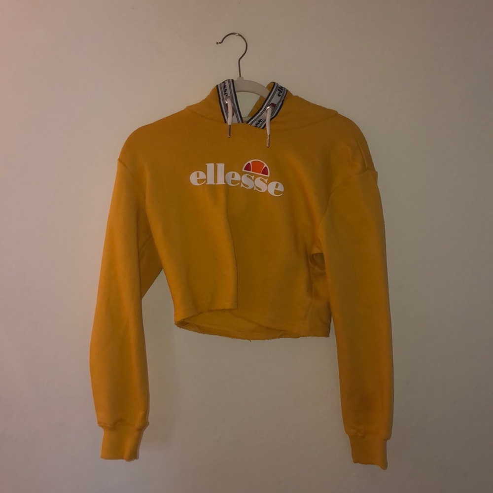 ellesse cropped hoodie